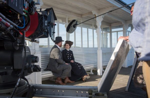 Matthew Macfadyen and Hayley Atwell in Howards End: Interview with Tanya Bowd set designer for Charis White interiors blog